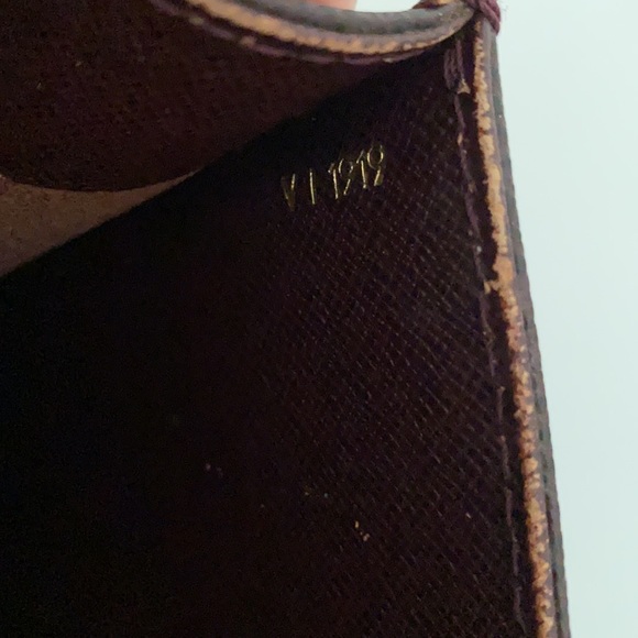 Louis Vuitton Business Bag SERVIETTE KOURAD Taiga - Picture 8 of 13